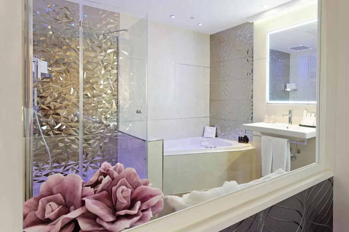 Habitación con Bañera de Hidromasaje Grupotel Mayorazgo Madrid