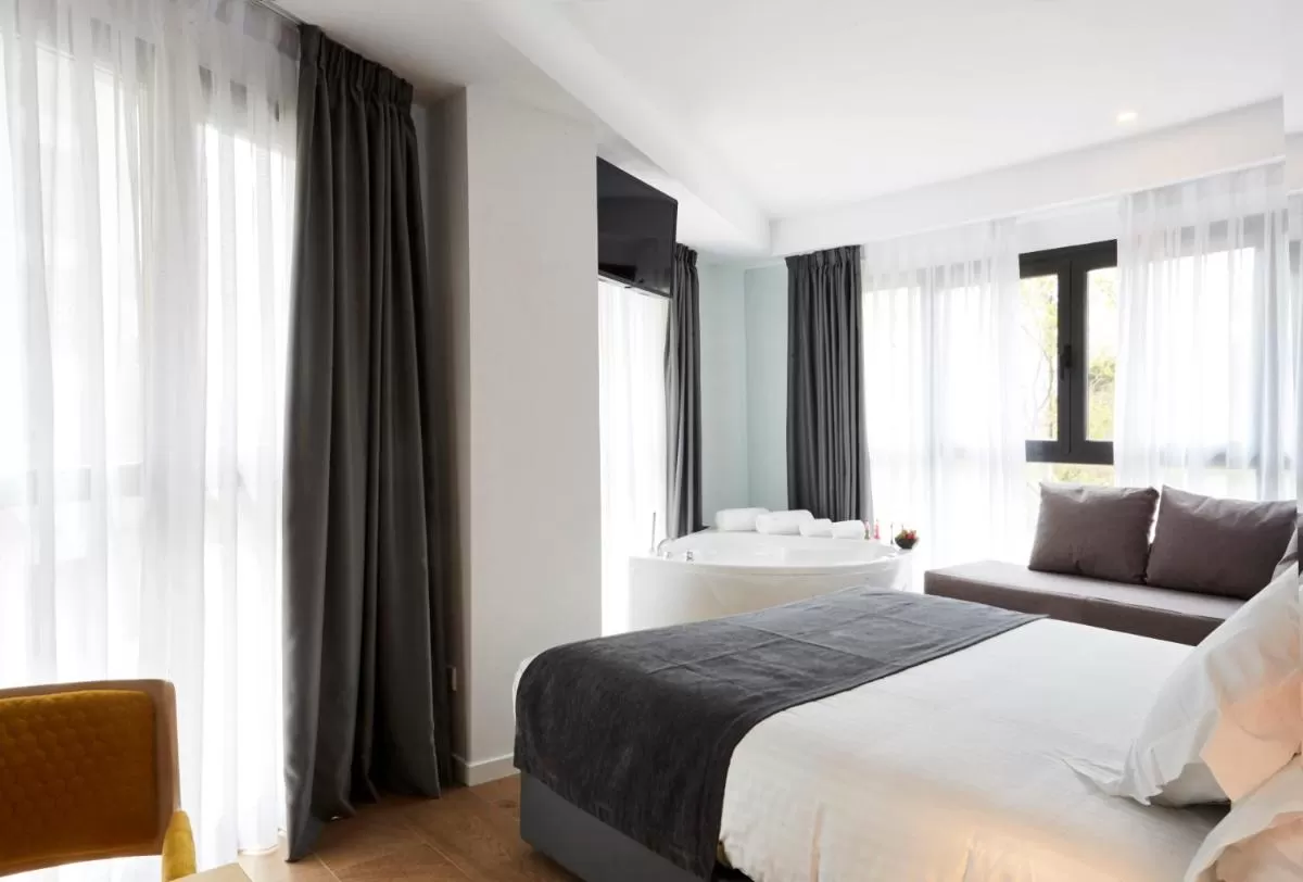 Habitación con jacuzzi Sercotel Valencia Alameda 41