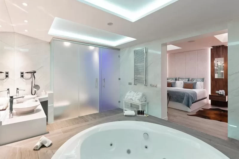 Habitación romántica con jacuzzi en Grupotel Mayorazgo en Madrid